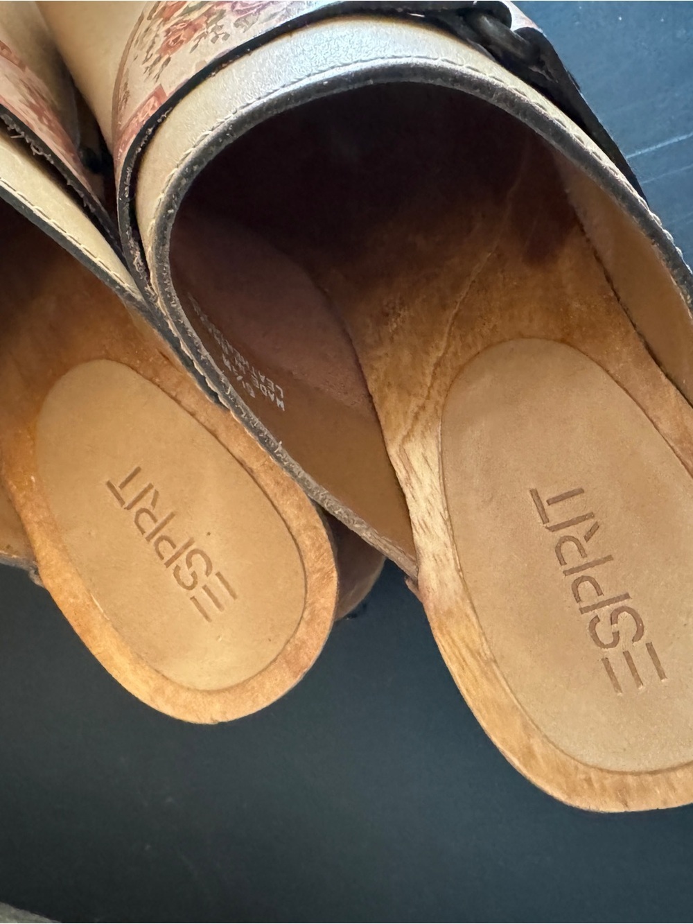Espirit Tan Leather Clogs with Floral Accent Strap. Y2K| Leather| - Picture 4 of 6